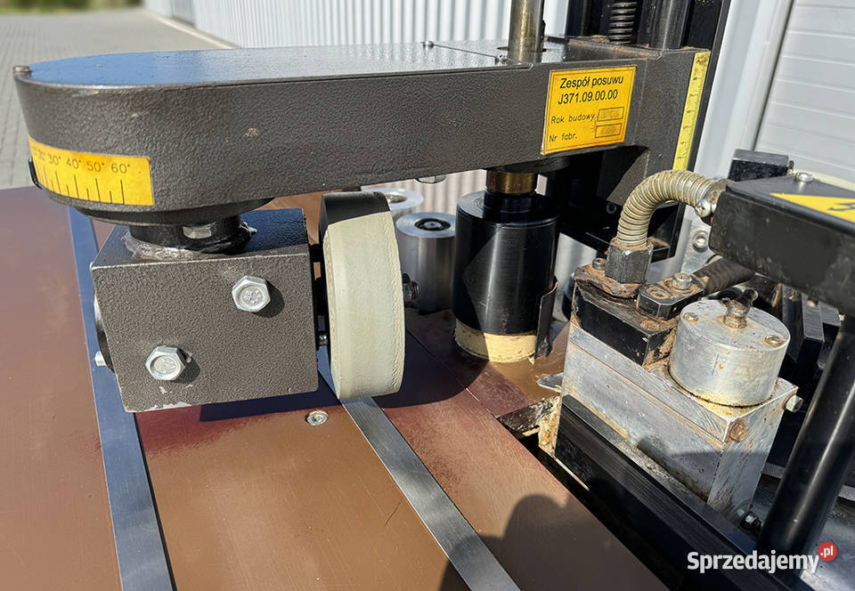 Okleiniarka stolikowa JAROMA typ DCGAII pomorskie Sierakowska Huta