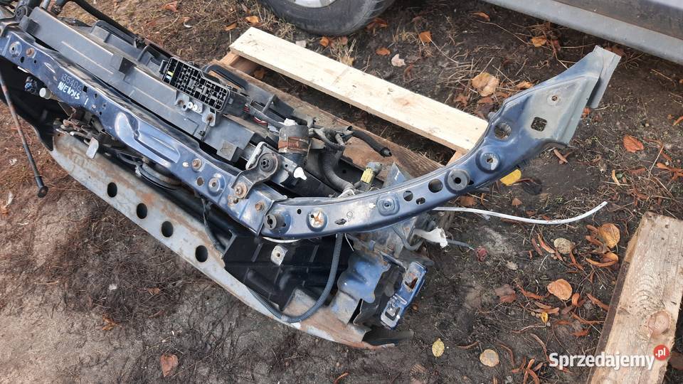pas przedni kompletny Toyota Avensis t25 benzyna Dębno sprzedam