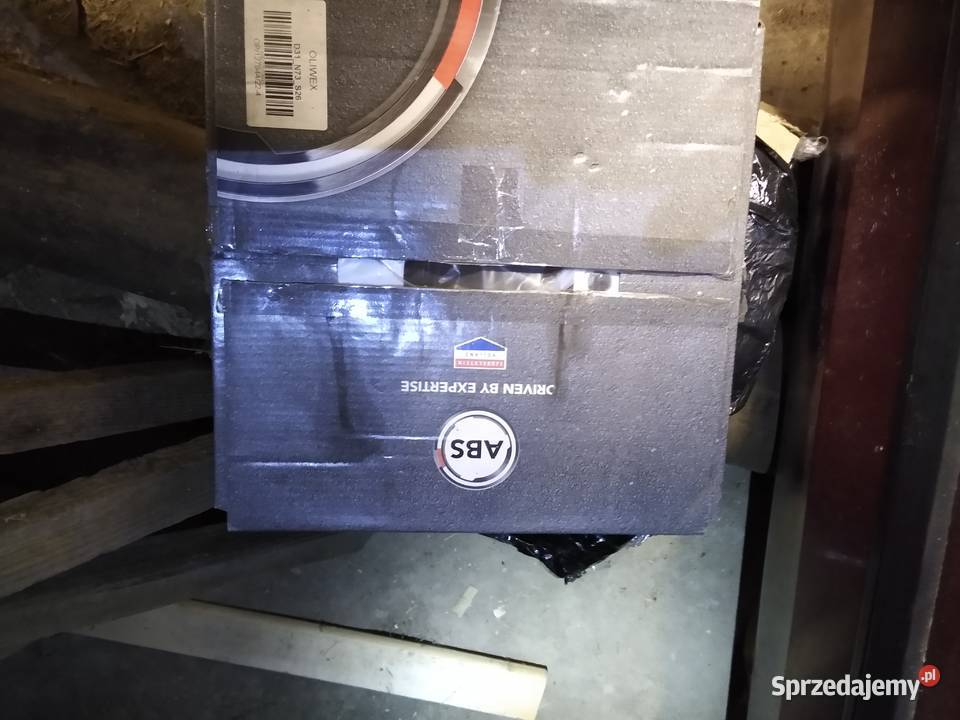 Bębny hamulcowe Daihatsu sprzedam