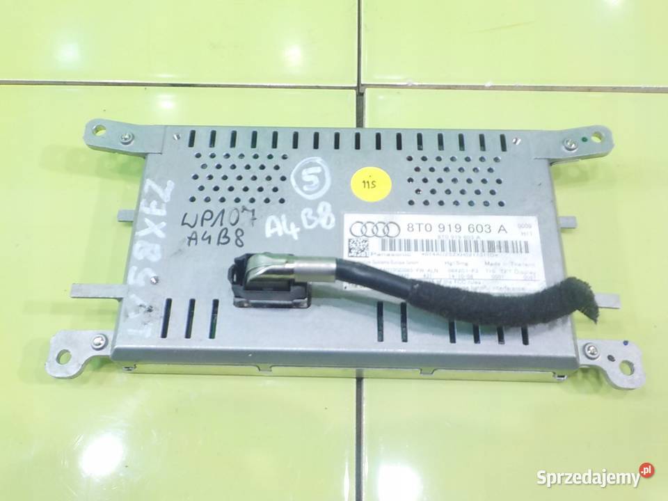 AUDI A4 B8 SLINE 18 TFSI 08r SEDAN 4D osobowe Wyposażenie wnętrza Suków