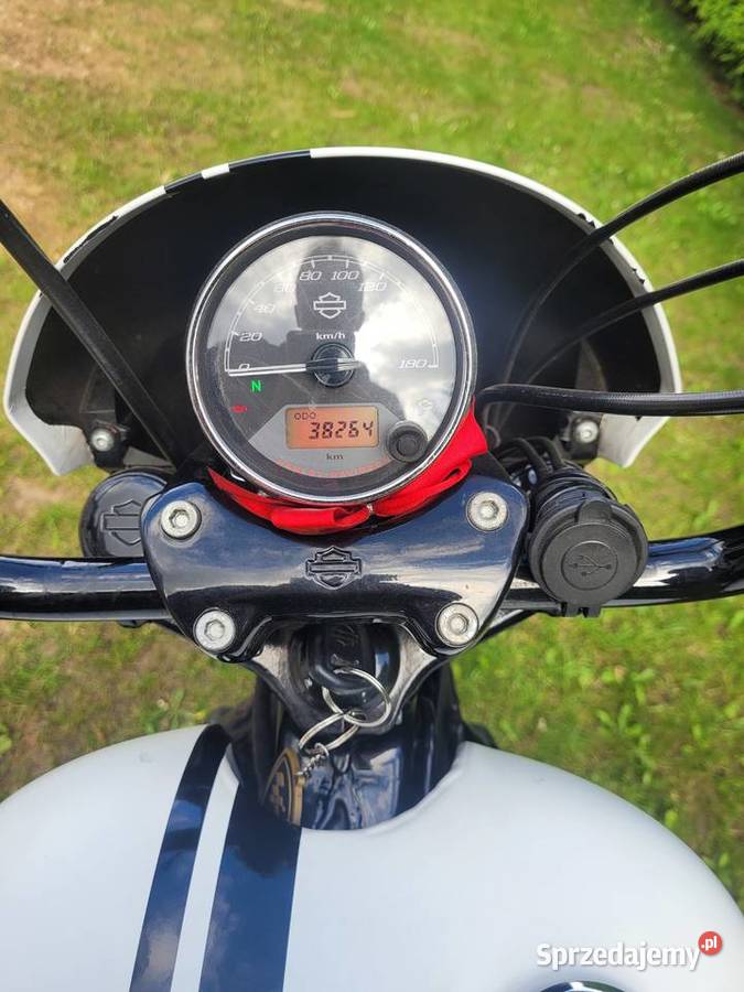 Harley dawidson street 750