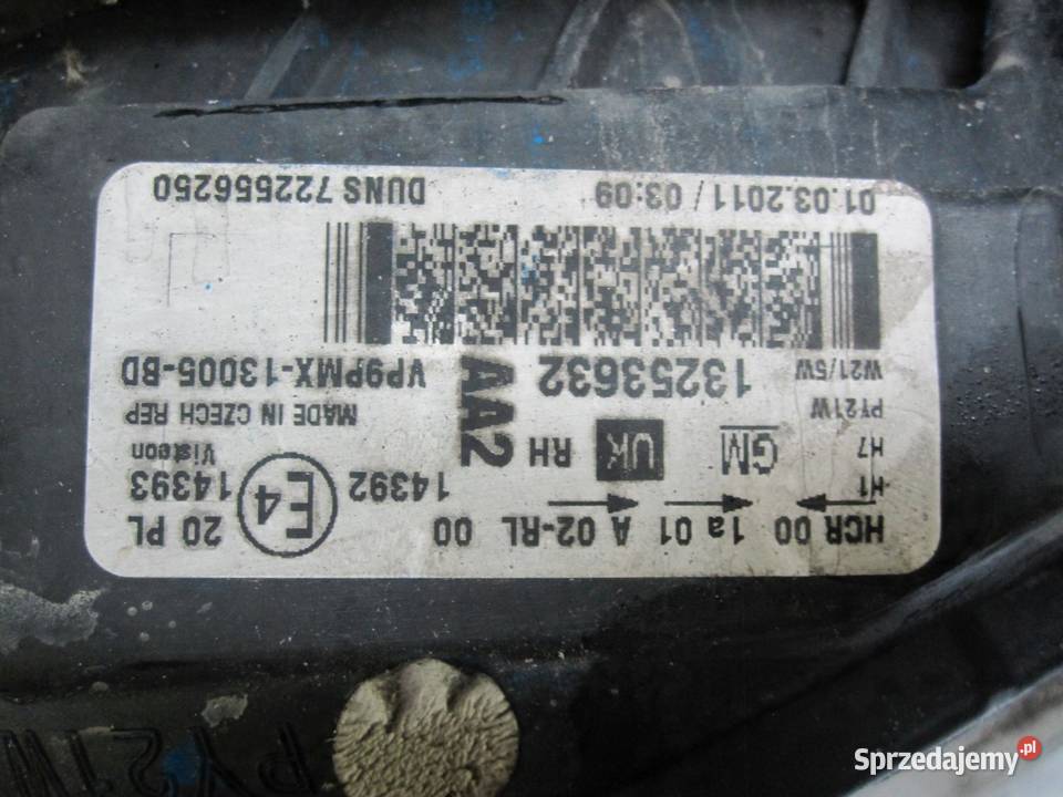 MERIVA B 11r lampa prawy przód 13253632