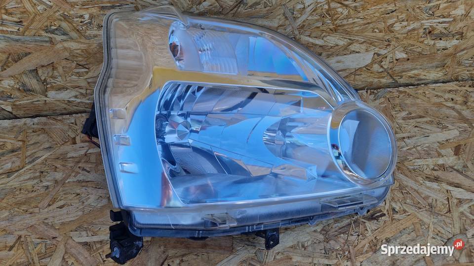 NISSAN XTRAIL LAMPA PRZÓD PRZEDNIA PRAWA EUROPA osobowe Słowikowo