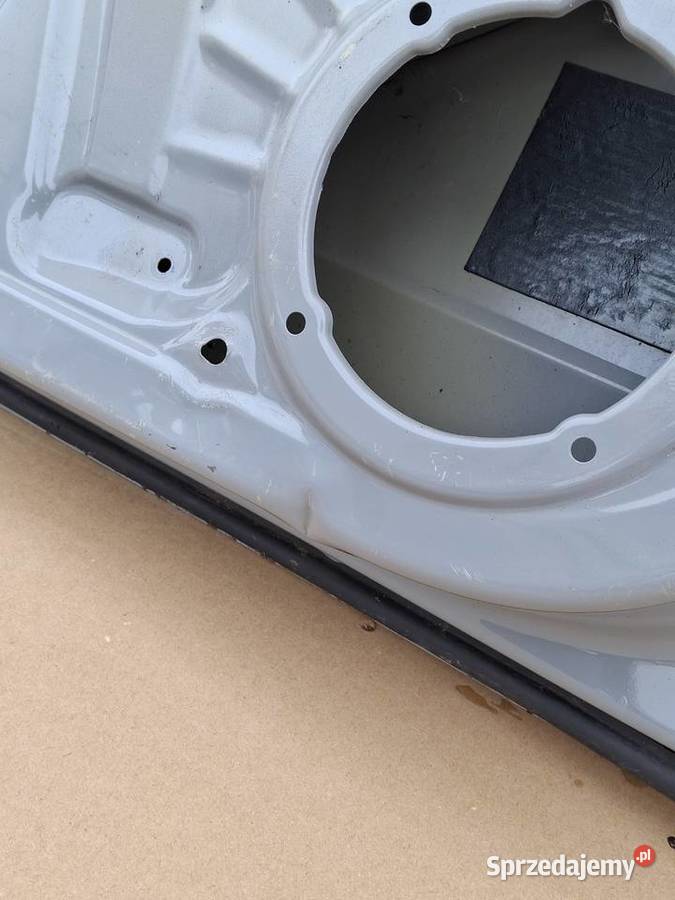 SKODA OCTAVIA III 3 KOMBI DRZWI LEWY TYŁ LEWE osobowe lubuskie Bieleń