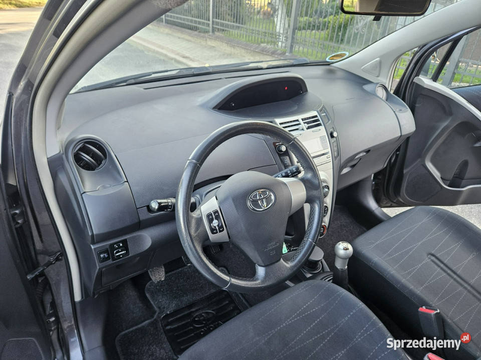 Toyota Yaris Opłacona Zdrowa Zadbana Serwisowana nieuszkodzony Kisielice