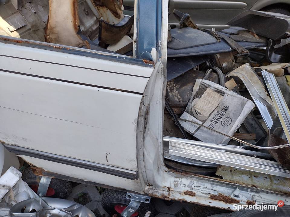 Błotnik dach bez szyberdachu BMW e24 E24 628 633 Otwock