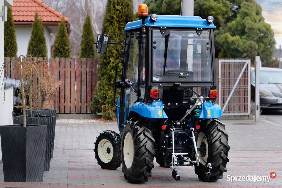 LS Tractor XJ25 HST 4x4 244 CAB Tajęcina
