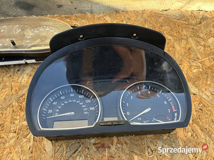 Licznik Zegar Bmw X3 30B UK osobowe Pozostałe Wisznice