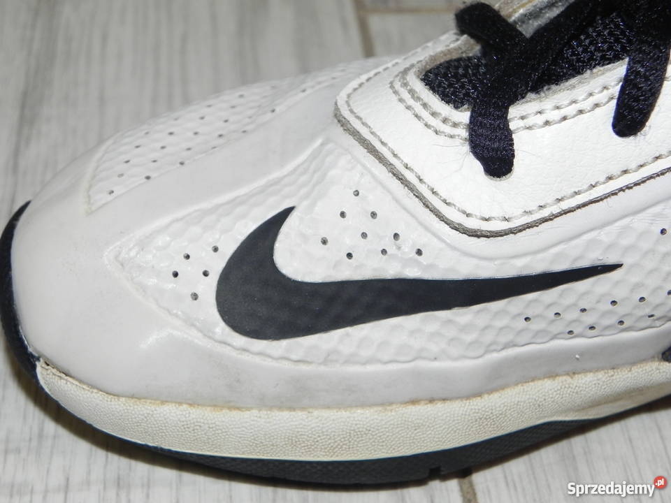Sprzedam buty marki Nike Team Hustle D7 rozmiar Bydgoszcz sprzedam