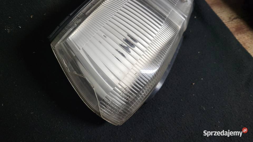 Lewa lampa pozycyjna Toyota Corolla E9 HBSD sprzedam
