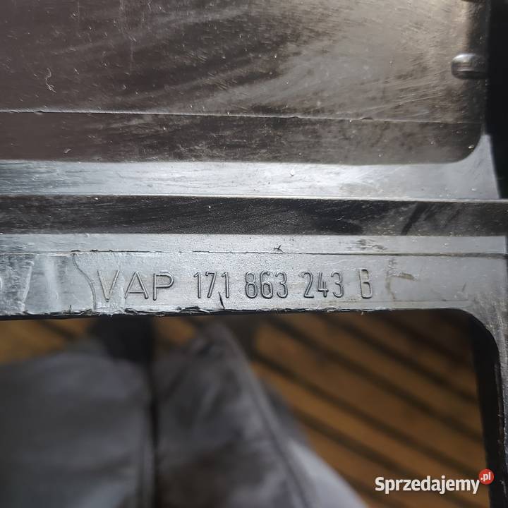 Konsola środkowa Golf MK1 Golf I Scirocco osobowe Miedźna