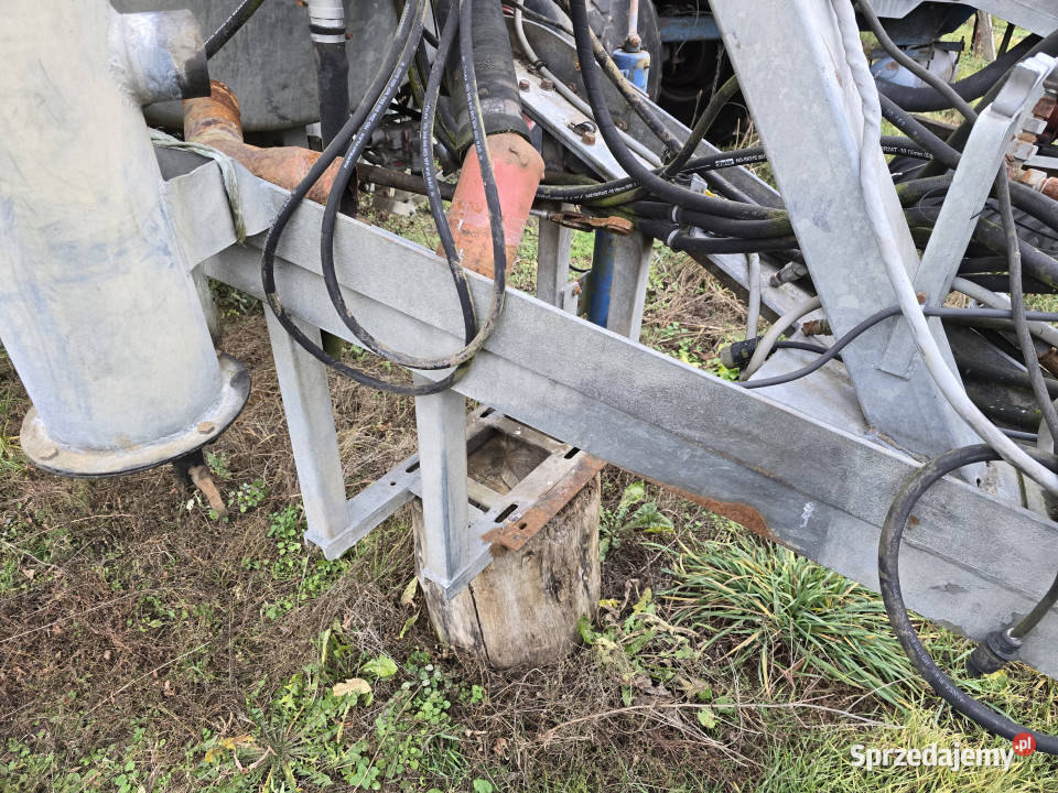 Wóz asenizacyjny BRIRI Behalterbau VTTW140 14 Baliki