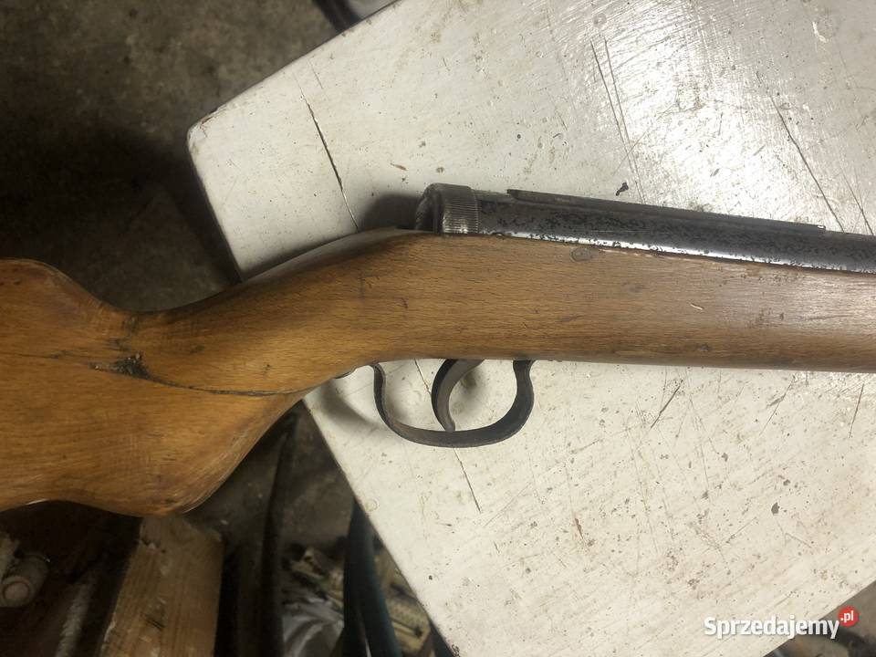 Zabytkowa wiatrówka Diana model 25 D