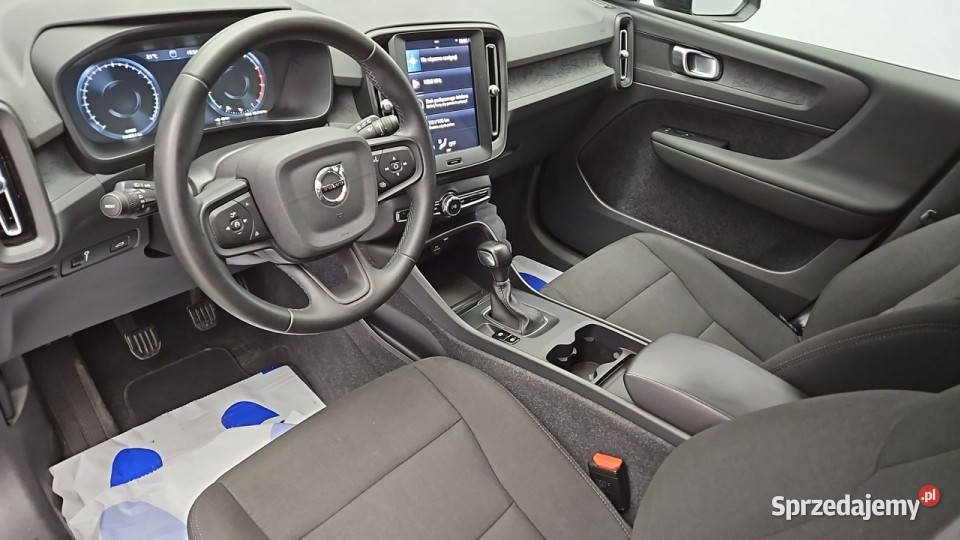 Volvo XC 40 T2 Essential Z Polskiego Salonu Volvo Warszawa
