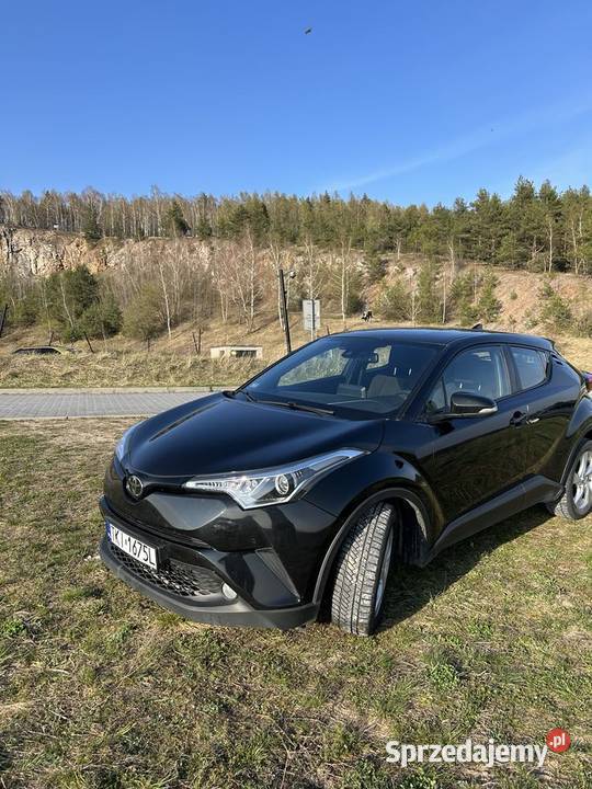 TOYOTA CHR Chęciny