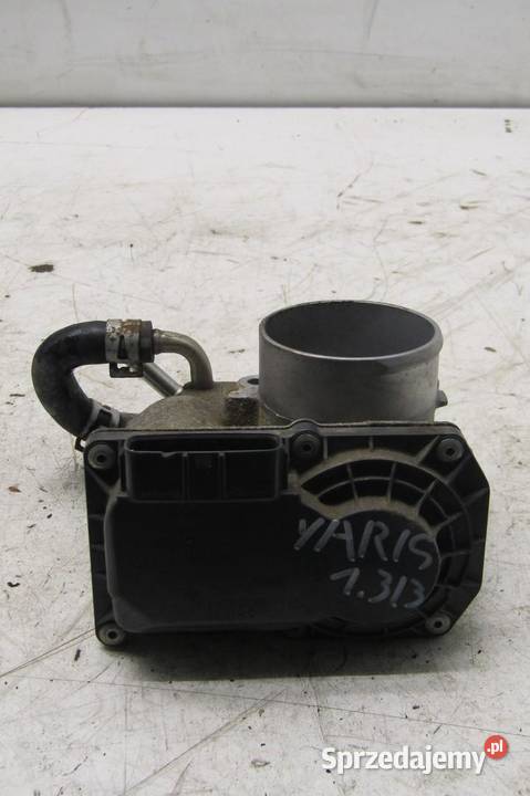 PRZEPUSTNICA 13 VVTi TOYOTA YARIS III 2203047010