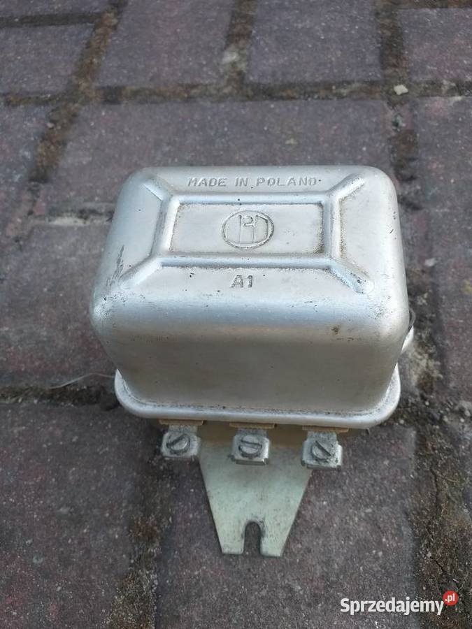 Nowa prądnica i regulator napięcia URSUS C 360 Trzeciaków
