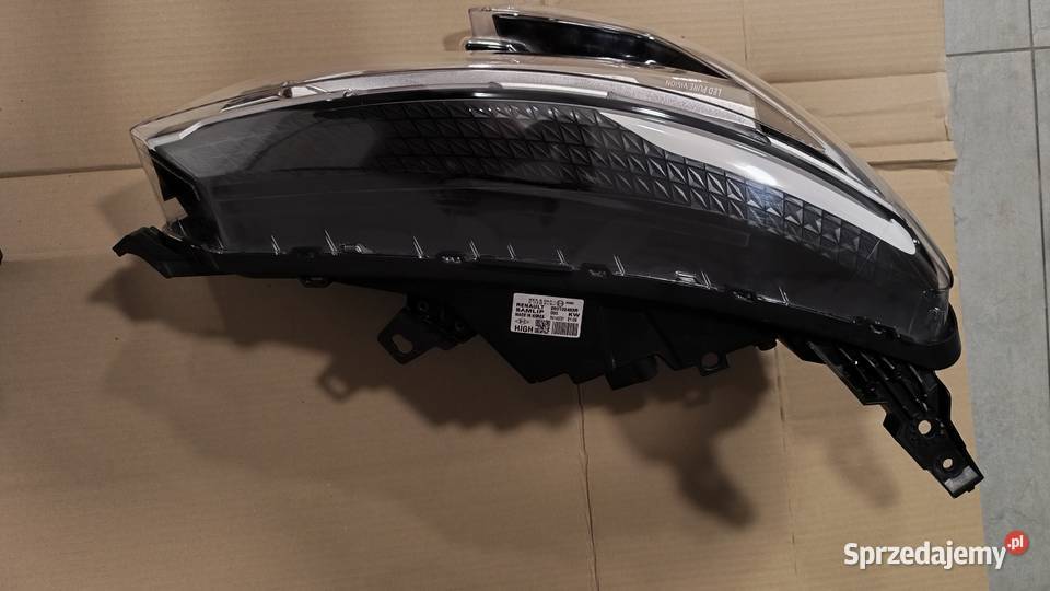 LAMPA RENAULT ARKANA PL PP STAN