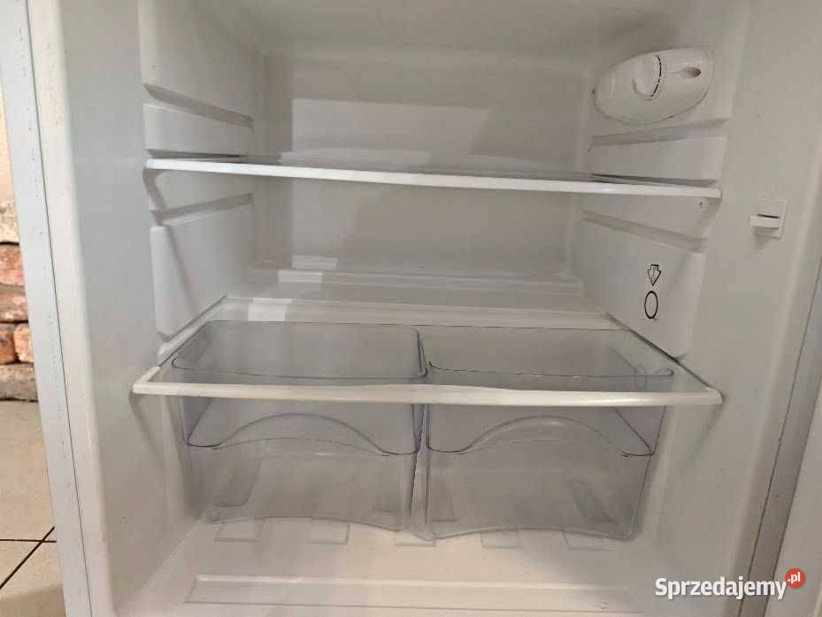 Lodówka Whirlpool RE127W 121L A cicha oszczędna Góra