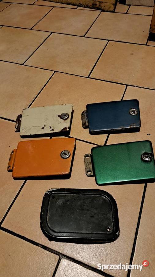 Fiat 125p ST przełączniki klawiszowe podwójne osobowe wielkopolskie
