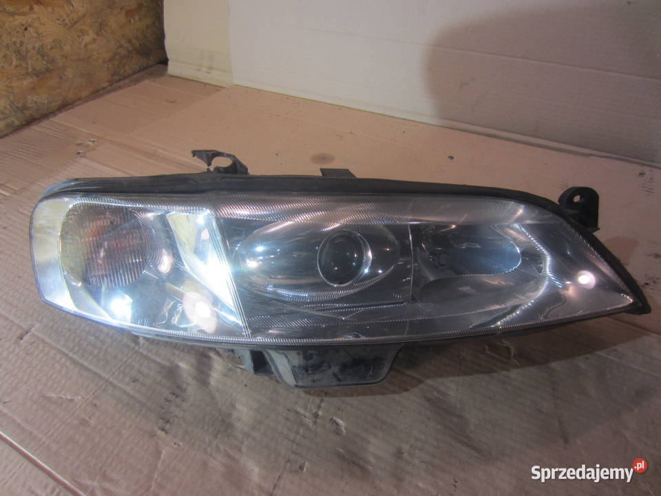 lampa prawa przód xsenon ksenon opel vectra b Szczecin sprzedam