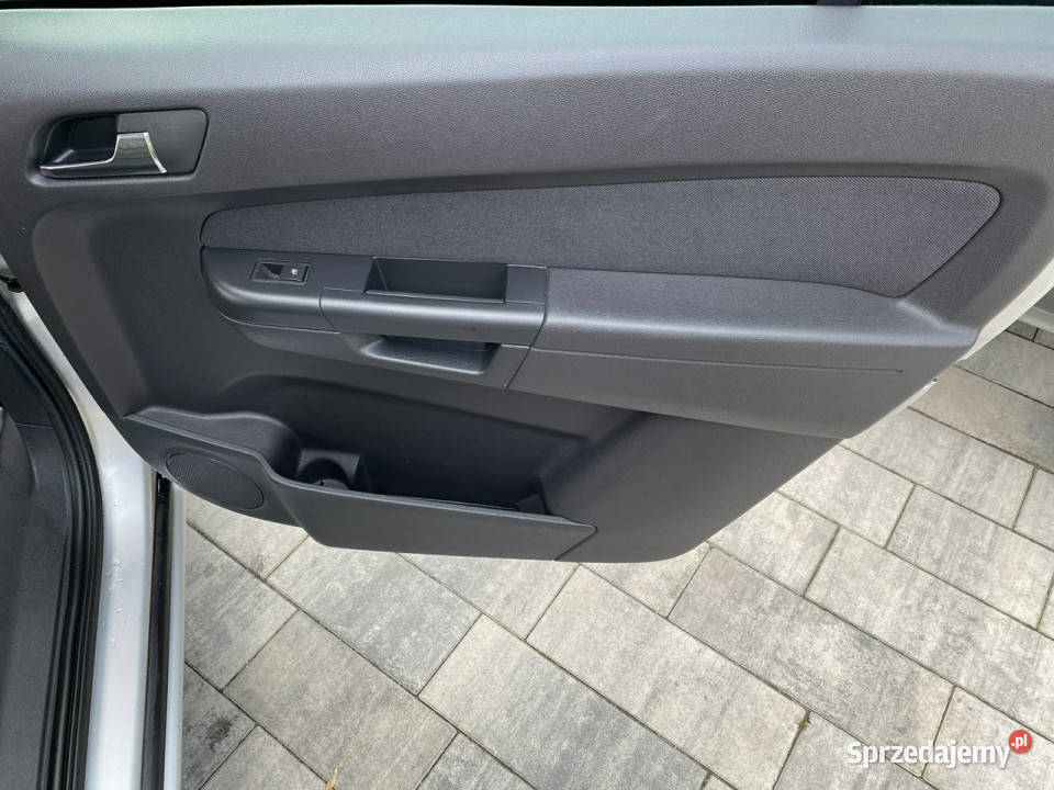 Opel Zafira 18 Bezwypadkowa Zadbana i wspomaganie kierownicy Poznań