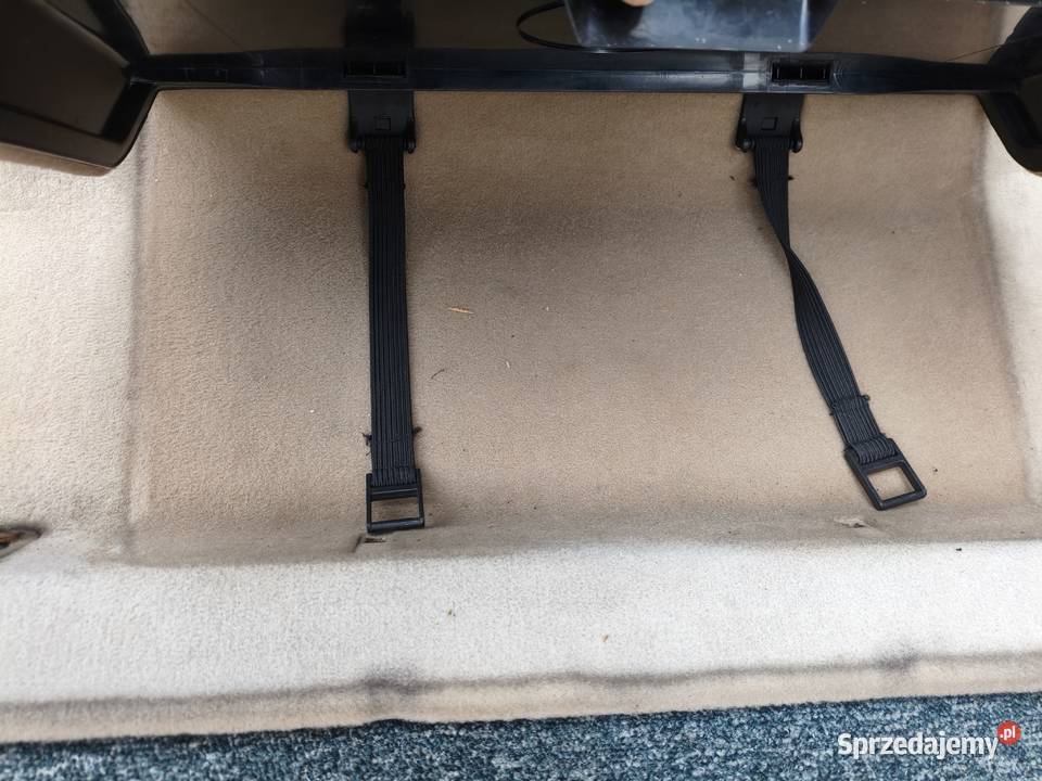 Mercedes W124 półka tylna sedan kremowa Półki tylne świętokrzyskie