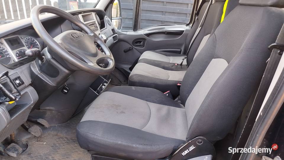 Iveco Daily 40C13 Skrzynia 46 metra Rok produkcji 2010 Bytów