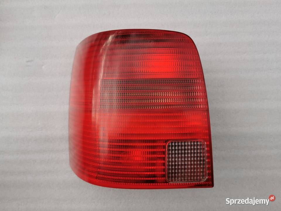 Lampa Lewy Tył Tylna Lewy VW Passat B5 Kombi Lewe Wyszków
