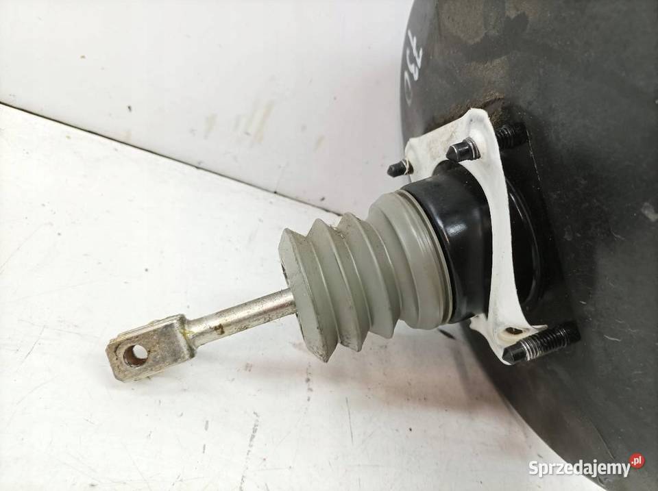 POMPA HAMULCOWA SERWO 472109239R Dacia Sandero I osobowe świętokrzyskie