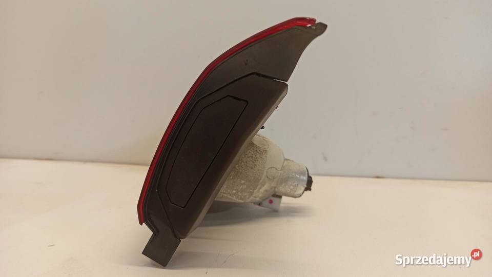 MAZDA 3 LAMPA PRAWY TYŁ RHD B45C513F0 dolnośląskie