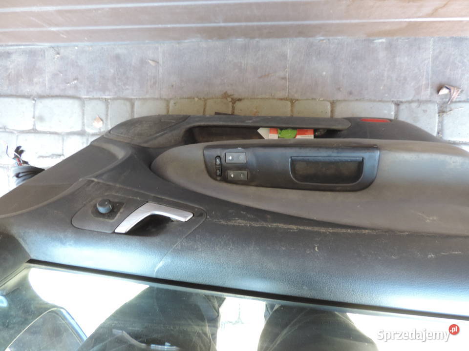 SKODA OCTAVIA 1 HB 5D FL DRZWI LEWY PRZÓD 9570