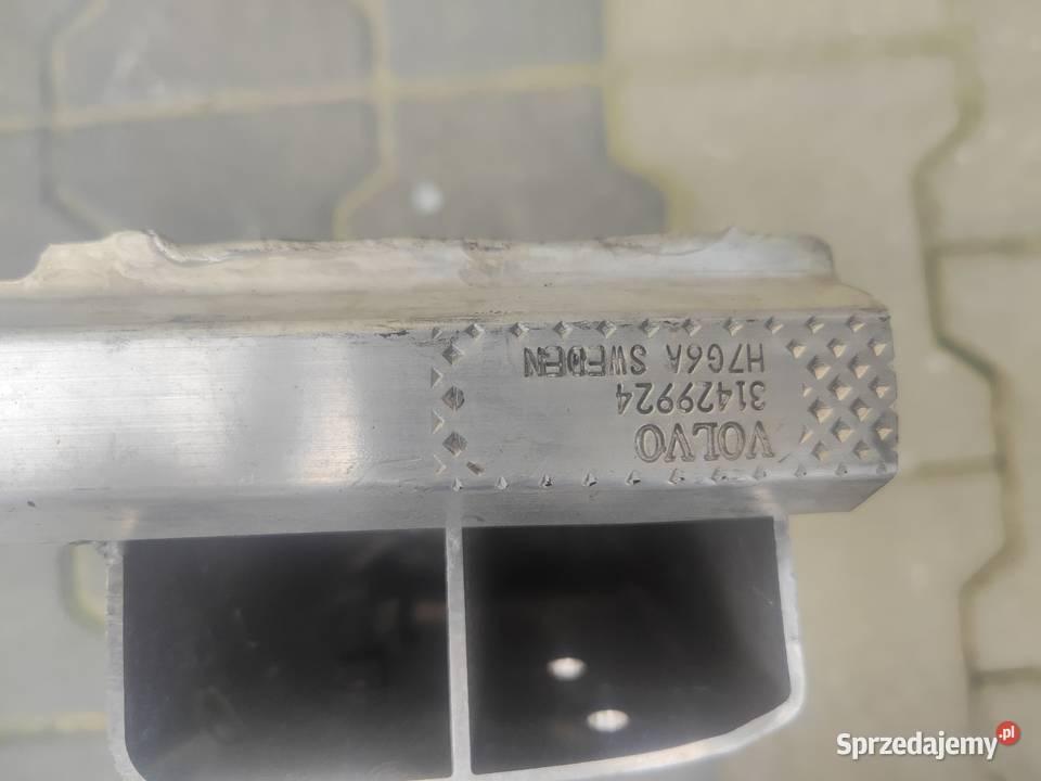 Volvo XC60 belka zderzaka dół Karoseria mazowieckie Kozienice