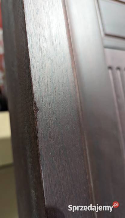 Drzwi używane lite drewno kolor mahoń z ramą Wiślinka
