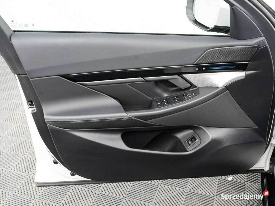 BMW 520 GD7P016520d mHEV M Sport Ambient Podgrzf pomorskie Gdańsk