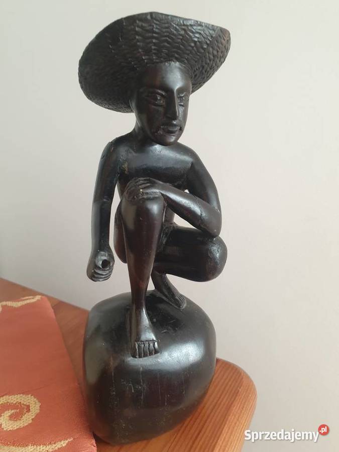 Figurka postać w kapeluszu mazowieckie Radom