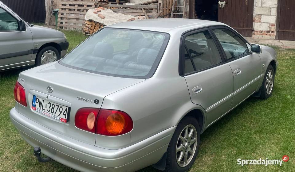Sprzedam zadbana Toyotę Corolle z 2000 rz Osieczna