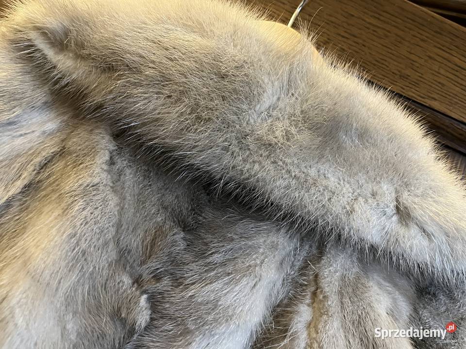 Szare szafirowe futro z norek Rozmiar 38(M) Łowęcin