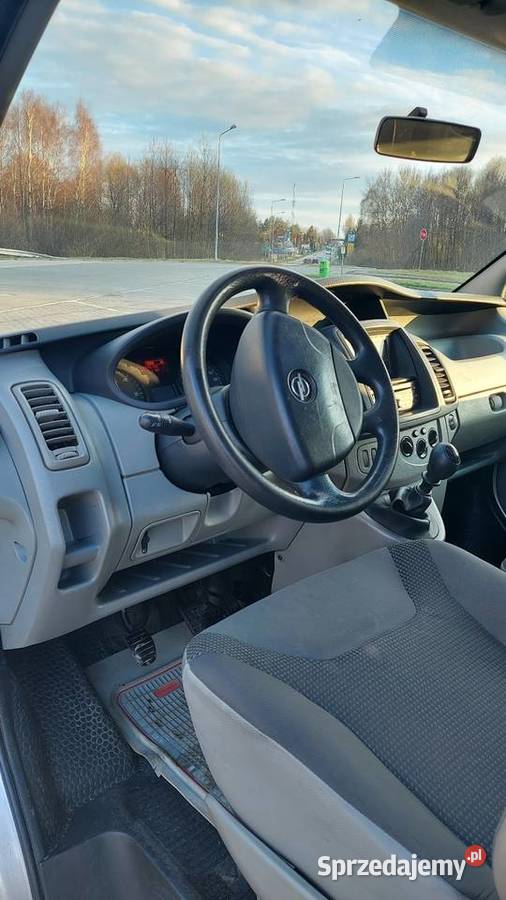 Opel Vivaro 2xdrzwi klima 20 super stan Rok produkcji 2011 Końskie