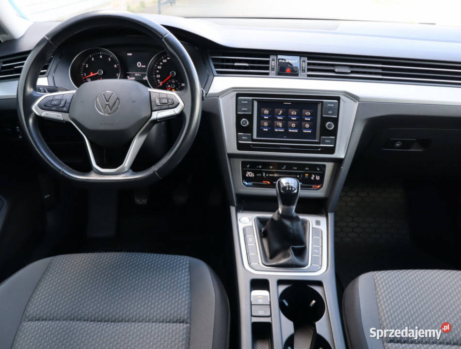 VW Passat 15 TSI relingi dachowe Piaseczno