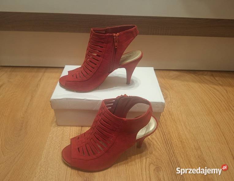 Czerwone zamszowe buty Graceland Deichmann Warszawa