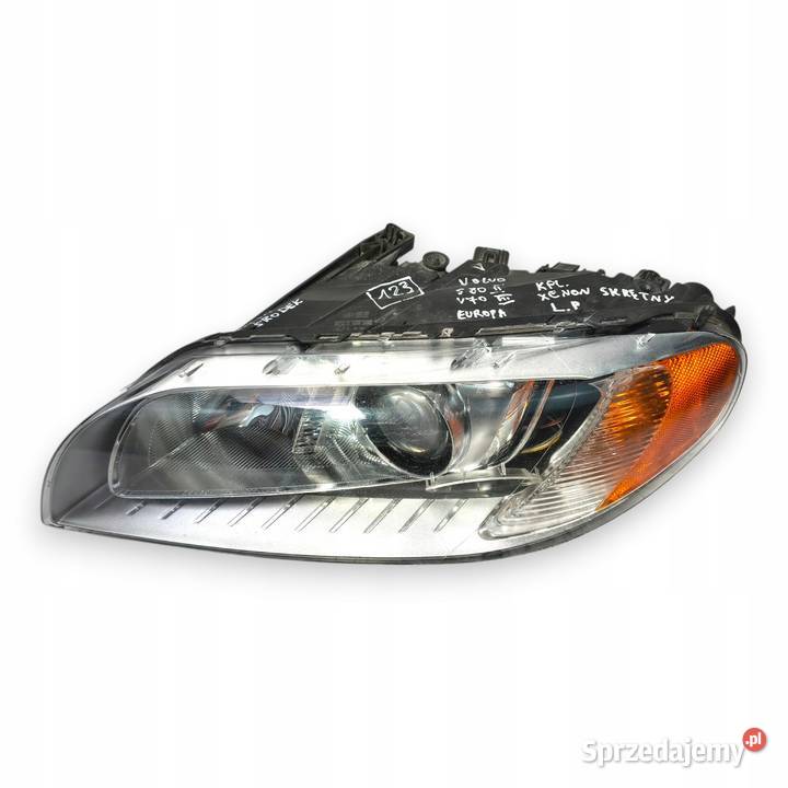 LAMPA LEWA Volvo V70 III XC70 II XENON lewy