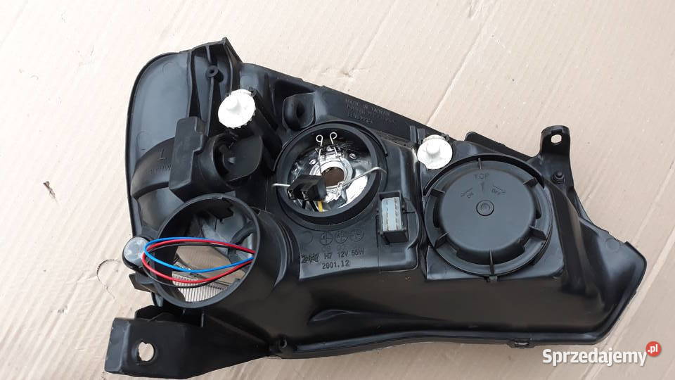 Opel Corsa C lewa przednia lampa lewe Bukownica