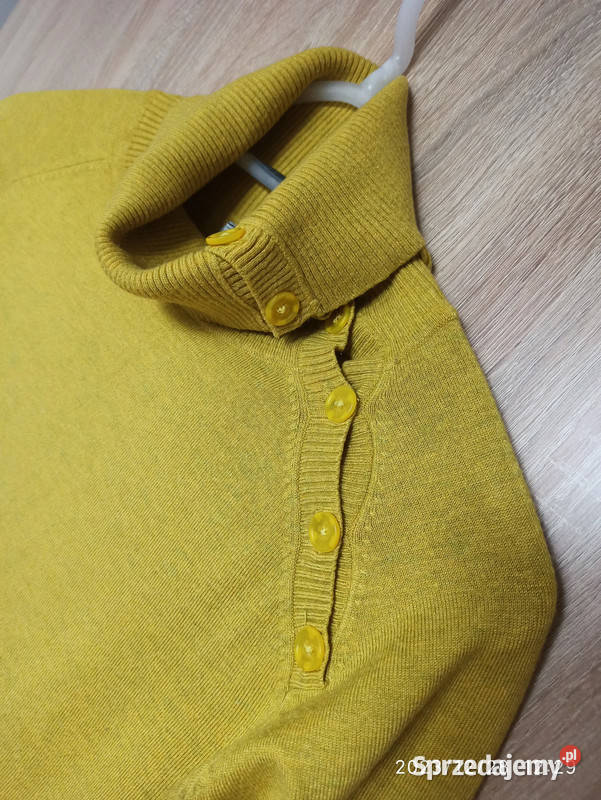 Sweter z rozpinanym golfem w kanarkowym kolorze Radzyń Podlaski