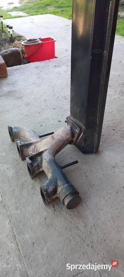 Kolektor boczny Ursus 385902912 z tłumikiem Zamość sprzedam