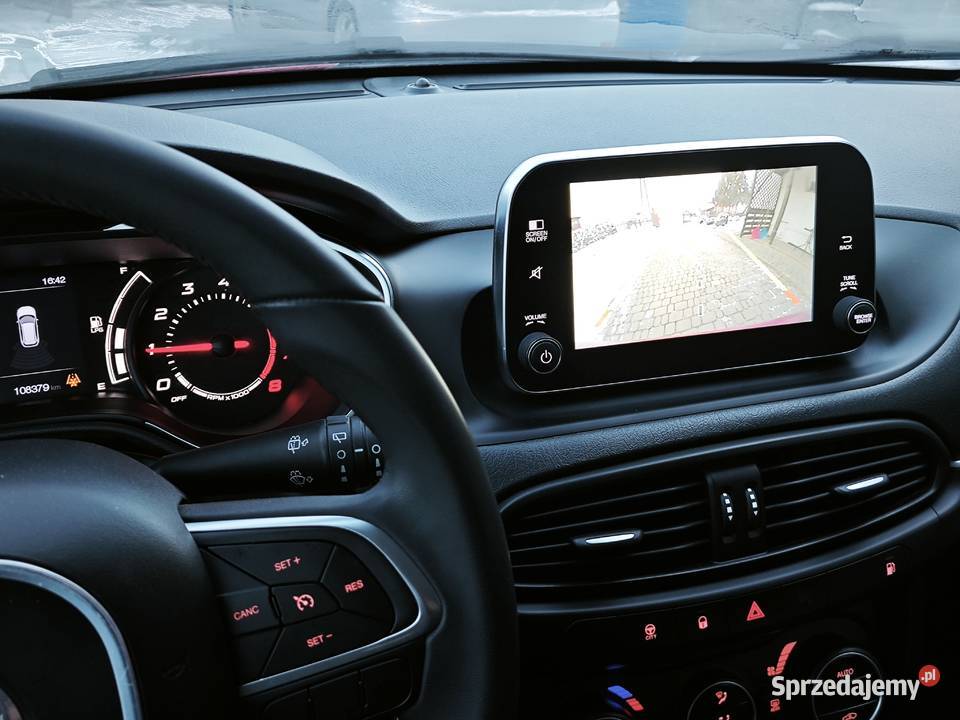 Fiat Tipo II 14 TJet 16v Lounge LPG Fabryczne nieuszkodzony Tipo Łańcut