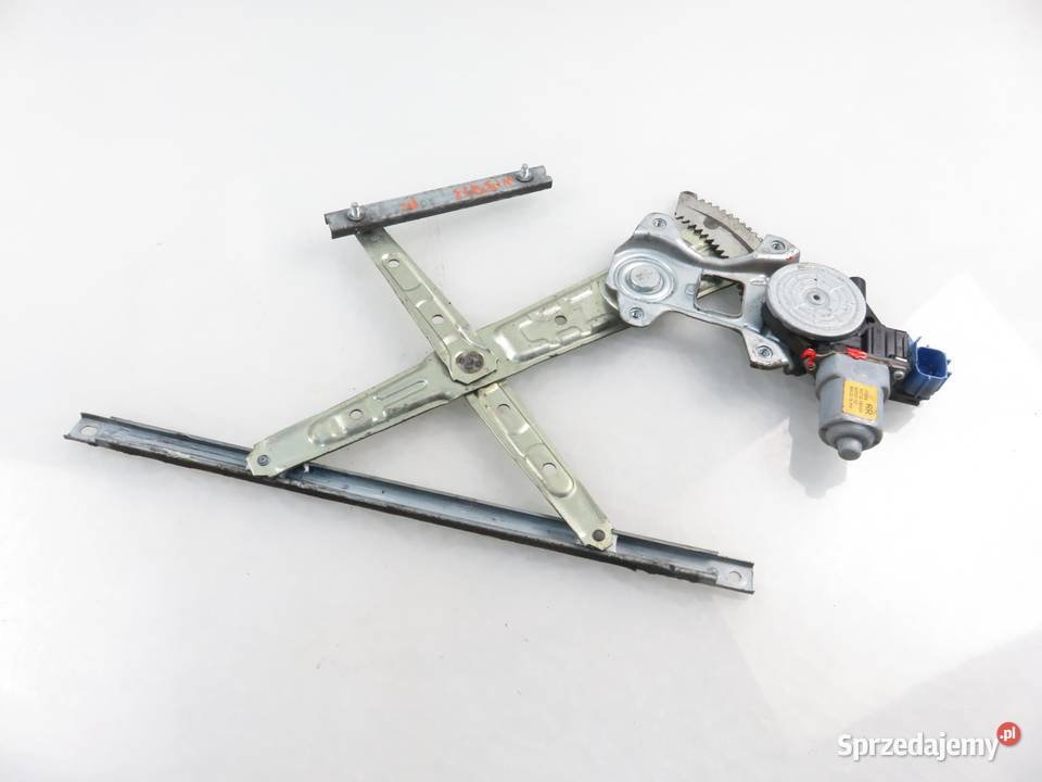 PODNOŚNIK SZYBY PRAWY TYLNY INFINITI M