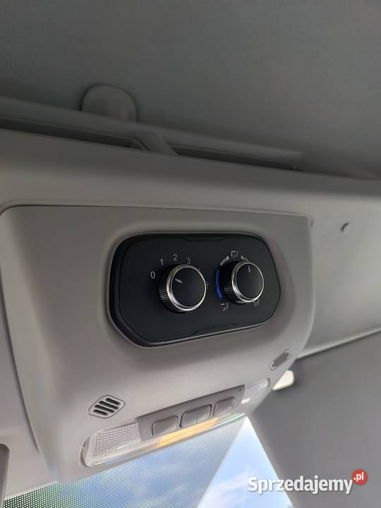 Ford transit Mk8 9osobowy specjalny inwalidów