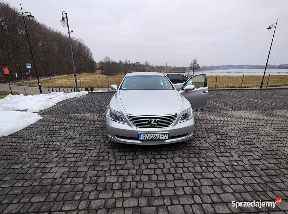 Lexus LS460 anglik zarejestrowany i ubezpieczony Kartuzy