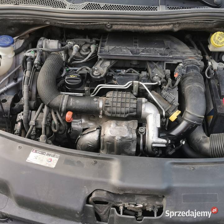 Piękny peugeot 208 2012 diesel